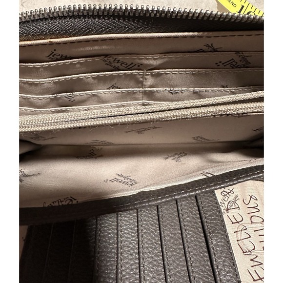 Jewell By Thirty-One All About The Benajims Wrap Around Wallet Faux Snakeskin - Picture 4 of 8